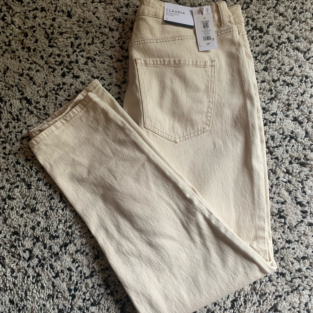 Dynamite Claudia jeans. Ivory. Size 31.